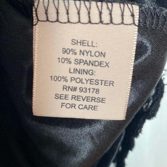 Philosophy Lace Tee in Green (Petite) - Picture 5 of 5